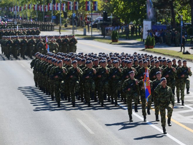 Dodik: Prisustvovaću vojnoj paradi 