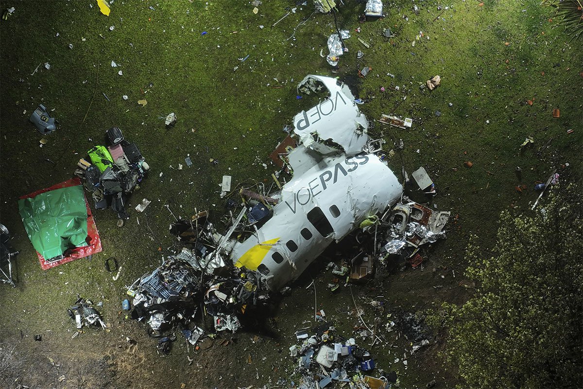 U avionu koji se srušio u Brazilu trebalo da bude još 10 putnika, promašili let