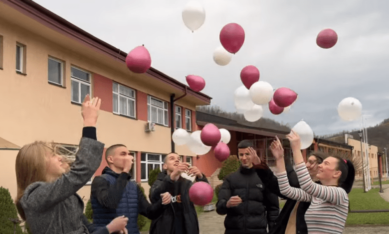 Srednjoškolci u Milićima kroz film “Femicid” poslali jasnu poruku vršnjacima i građanima (VIDEO)