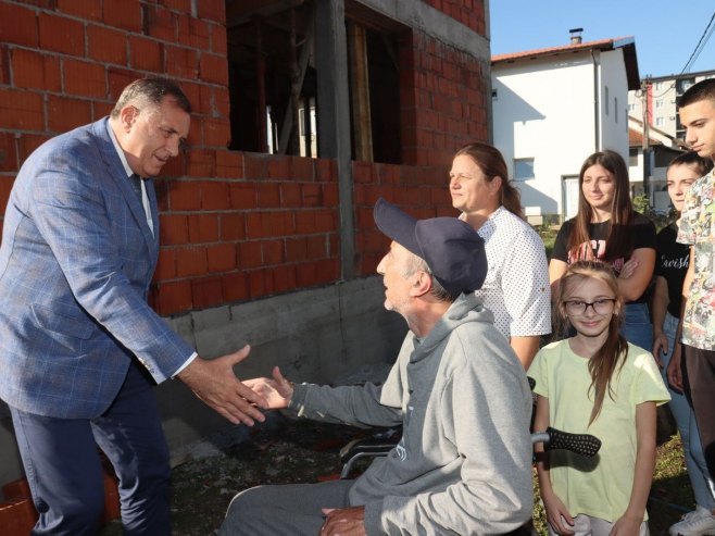 Zahvaljujući donaciji predsjednika Srpske - uskoro kuća za porodicu Marković iz Bratunca (FOTO)