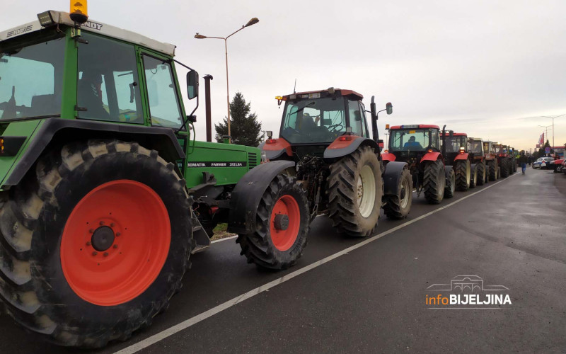 Prosječna neto plata u martu 1.394 KM