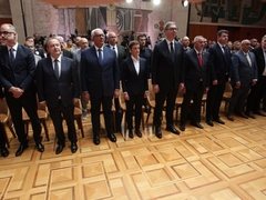 Vučić uručio Orden Srbije premijeru Srpske