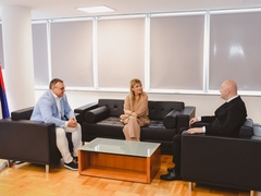 Dobre vijesti za studente i mlade bračne parove u Srpskoj - kreditne olakšice za mlade