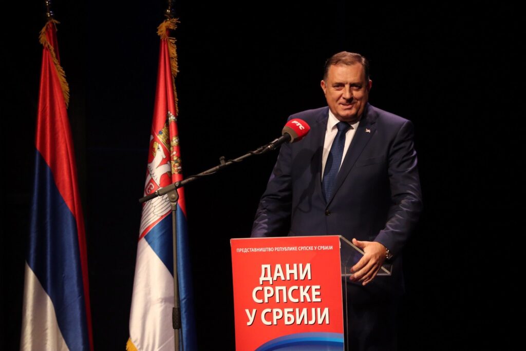 Dodik: Dostojanstveno i državničko obaćanje Vučića u UN