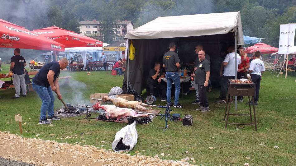 Tradicionalna Jagnjijada i ove godine u Milićima