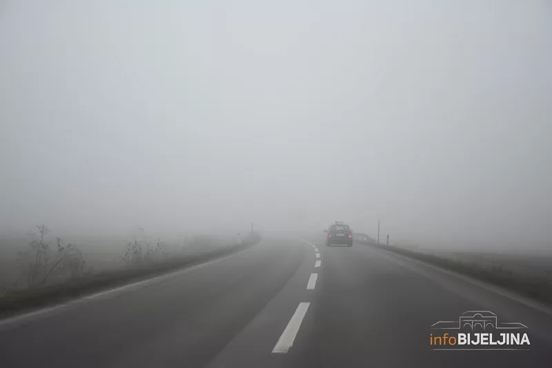 Pretežno suvi kolovozi, magla smanjuje vidljivost