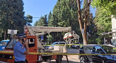 Radnici ispali iz korpe: Hitno prebačeni u bolnicu