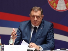 Dodik: Šolc i svi oni koji slušaju Bećirovićeve gluposti su najveći rušitelji dejtonske BiH