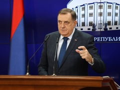 Dodik: Potpisivanje mira o Gazi potvrda da se snaga liderstva mjeri spremnošću da se poštuje suverenitet drugih naroda