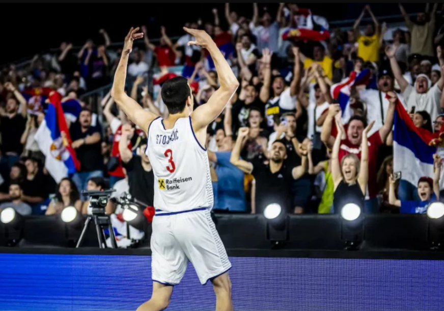 Stojačićeva trojka i ludilo za prvu pobjedu basketaša Srbije na Evropskom prvenstvu (VIDEO)