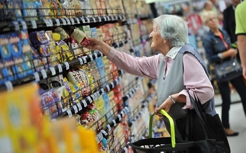 Za samo 4 godine CIJENE OTIŠLE U NEBESA: Brašno plaćamo 48% više, meso 50%