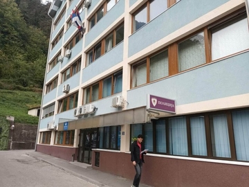 PU Zvornik: Privedeno lice koje se sumnjiči za napad na doktorku Doma zdravlja u Bratuncu