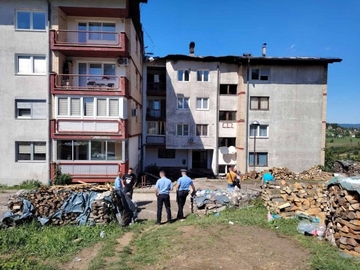 Kraljević: Opština preduzima sve da pomogne stanarima zgrade pogođene požarom