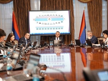 Izmjenama zakona veće plate za zaposlene u obrazovanju i kulturi